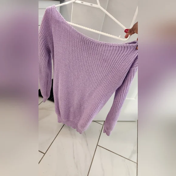 Sweater - Picture 3 of 5